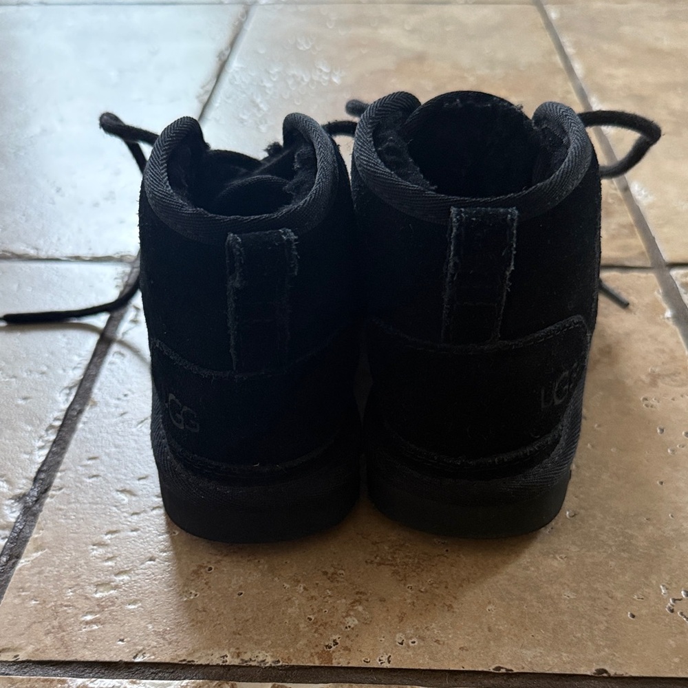 UGG Black Kids Shoes - Picture 3 of 3